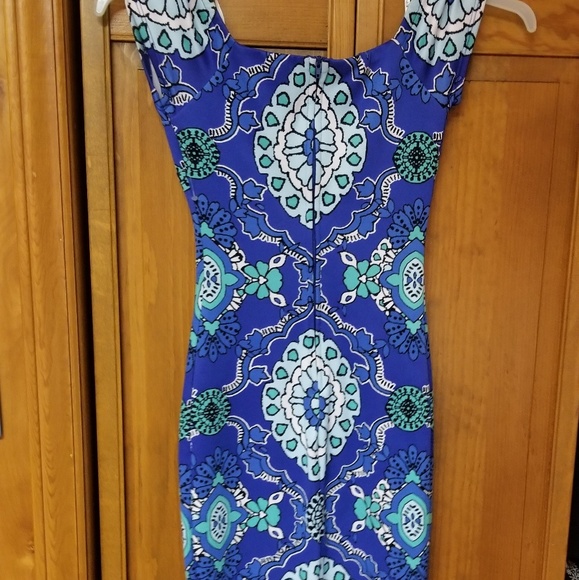 Fitted Cap-Sleeve B Darlin Print Dress - Picture 5 of 7